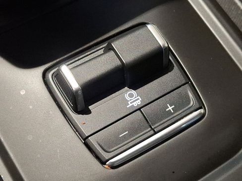 Used 2022 GMC Sierra 1500 Denali w/ Denali Reserve Package image 24