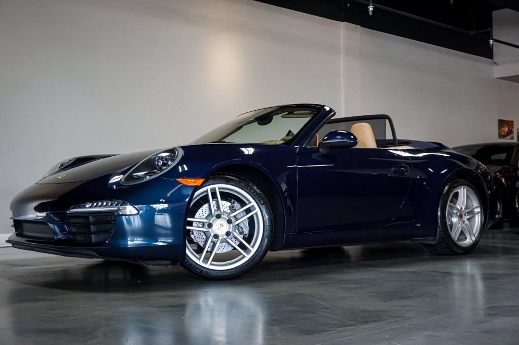 Used 2013 Porsche 911 Carrera RWD image 1
