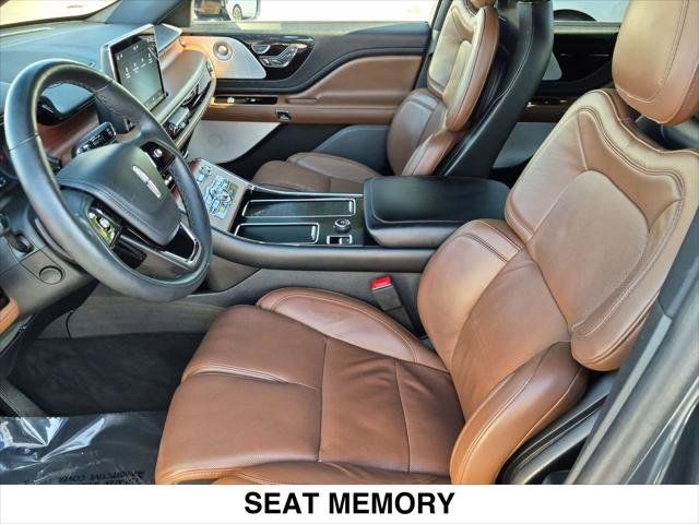 Certified 2022 Lincoln Aviator Grand Touring w/ Equipment Group 301A AWD/4WD image 21