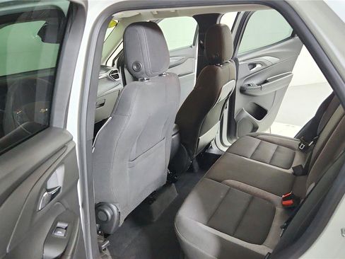 Used 2025 Chevrolet TrailBlazer LT FWD image 22