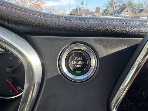 Used 2019 Chevrolet Blazer Premier w/ Driver Confidence II Package image 38