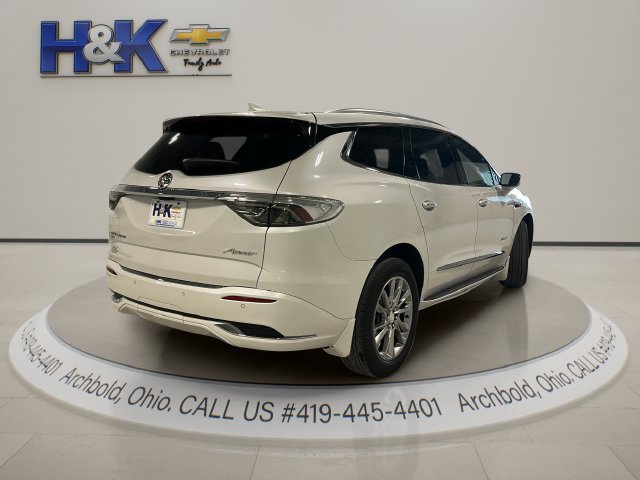 Used 2022 Buick Enclave Avenir w/ Avenir Technology Package AWD/4WD image 6