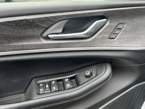 Used 2021 Jeep Grand Cherokee L Limited image 10