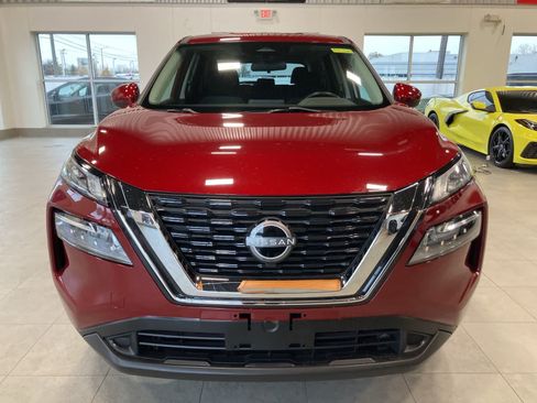 Used 2023 Nissan Rogue SV AWD/4WD image 2