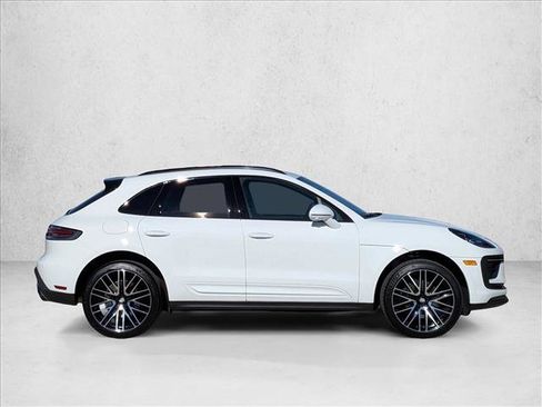 Used 2025 Porsche Macan Turbo image 8