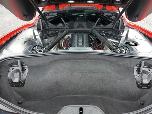 Used 2024 Chevrolet Corvette Stingray Preferred Cpe w/ Z51 Performance Package image 8