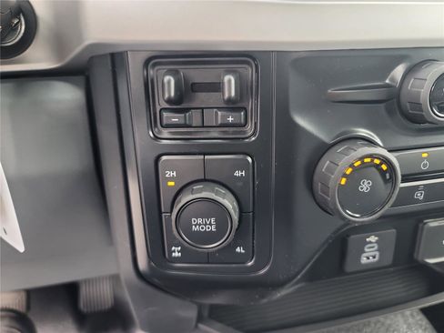 Used 2026 Ford F250 XL w/ XL Chrome Package image 19