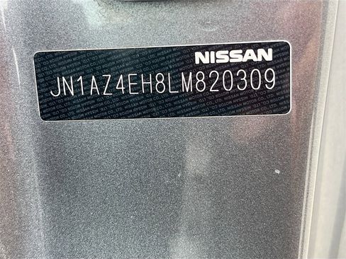 Used 2020 Nissan 370Z w/ Sport Package image 28