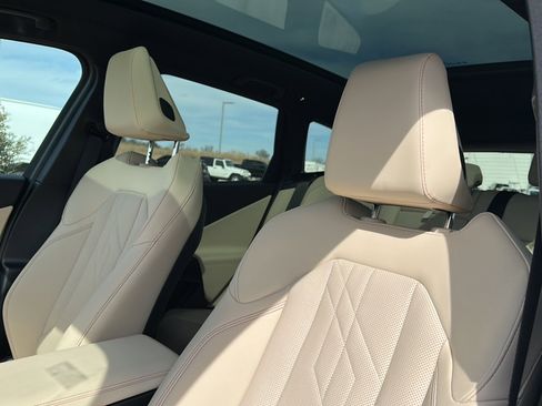 New 2026 BMW X3 xDrive30 w/ Premium Package image 11