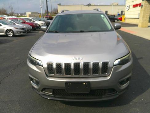 Used 2019 Jeep Cherokee Limited image 4