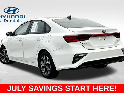 Used 2021 Kia Forte LXS FWD image 3