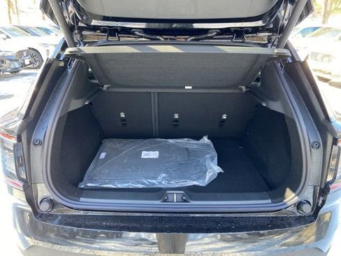 New 2026 Volvo EX30 Plus w/ Climate Package image 18