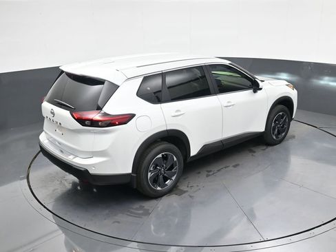 New 2026 Nissan Rogue SV w/ Cold Weather Package image 31