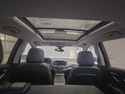 Used 2022 GMC Terrain AT4 w/ Infotainment Package II image 21