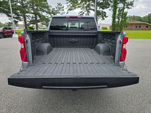 Certified 2025 Chevrolet Silverado 1500 LT w/ Leather Package AWD/4WD image 23
