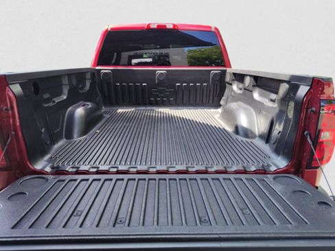 Used 2018 Chevrolet Silverado 1500 LT w/ All Star Edition AWD/4WD image 18