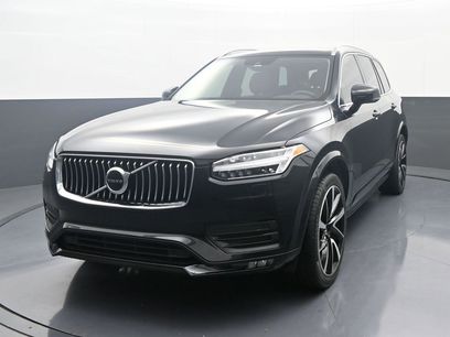 Used 2021 Volvo XC90 T6 Momentum w/ Climate Package