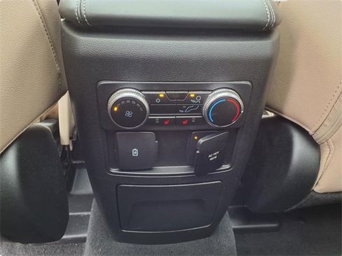 Used 2022 Ford Explorer Limited w/ Equipment Group 301A image 13