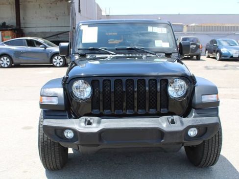 Used 2020 Jeep Wrangler Sport AWD/4WD image 2