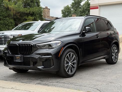 Used 2022 BMW X5 xDrive40i w/ M Sport Package AWD/4WD image 5