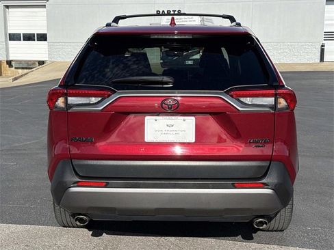 Used 2019 Toyota RAV4 Limited image 3