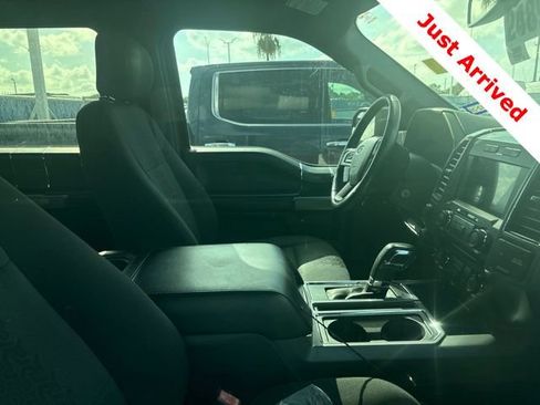 Used 2018 Ford F150 XLT w/ Equipment Group 302A Luxury AWD/4WD image 11