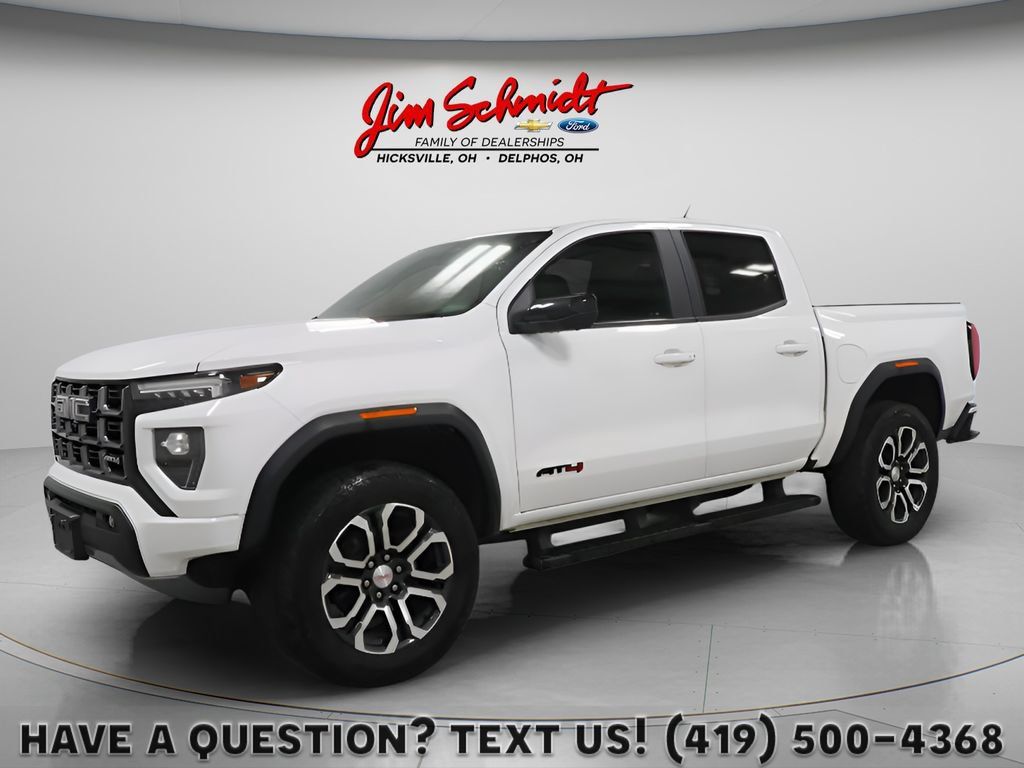 Used 2024 GMC Canyon AT4 w/ AT4 Premium Package AWD/4WD image 1