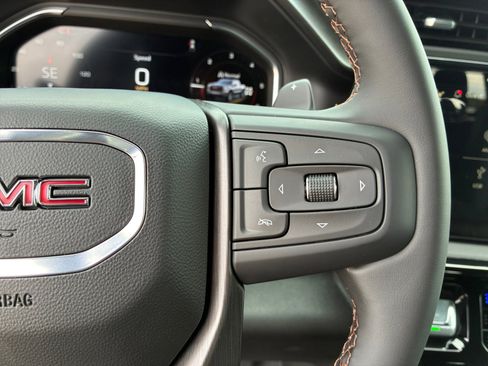 New 2026 GMC Sierra 1500 AT4 w/ AT4 Premium Package AWD/4WD image 29