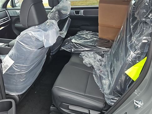 New 2026 Hyundai Santa Fe SEL image 11