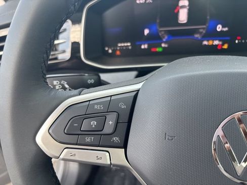 New 2026 Volkswagen Jetta SE FWD image 20
