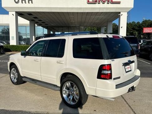 Used 2010 Ford Explorer Limited RWD image 2