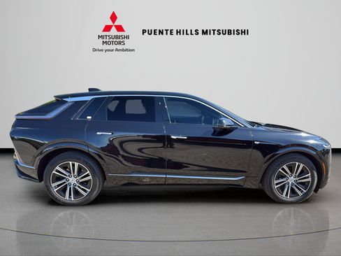 Used 2024 Cadillac Lyriq Luxury RWD image 4