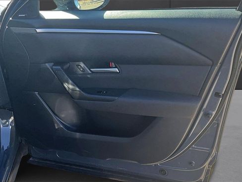 Used 2025 MAZDA CX-50 AWD 2.5 S w/ Weather Package image 19