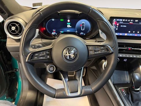 Used 2024 Alfa Romeo Tonale Ti image 13