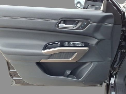 Certified 2024 Nissan Pathfinder Platinum w/ Cargo Package image 16