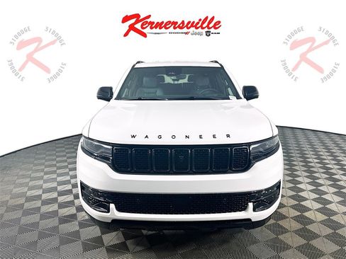 New 2025 Jeep Wagoneer Series II w/ Convenience Group I image 2