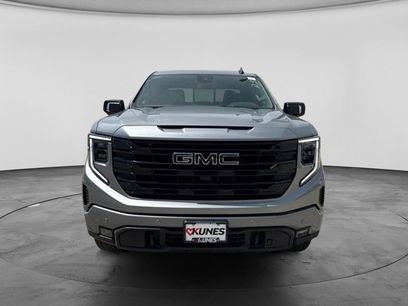 New 2026 GMC Sierra 1500 Elevation w/ Elevation Premium Package