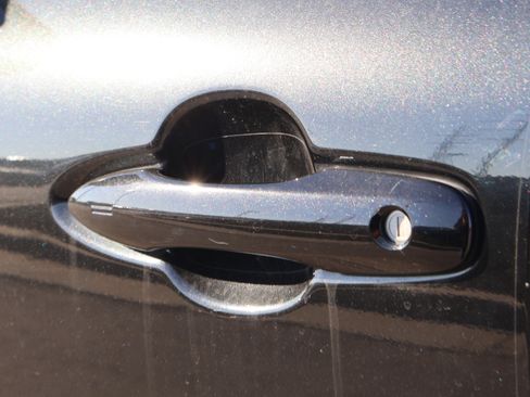 Used 2022 Toyota Venza XLE image 22