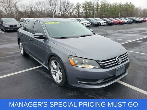 Used 2015 Volkswagen Passat TDI SE image 11