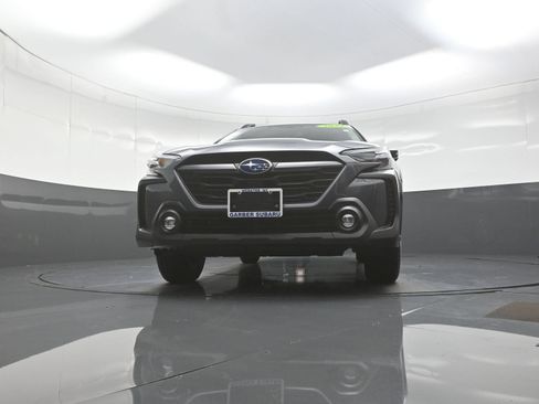 Used 2024 Subaru Outback Premium AWD/4WD image 10