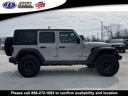 Used 2018 Jeep Wrangler Unlimited Sport S image 4