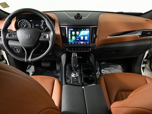 Used 2022 Maserati Levante GT image 19