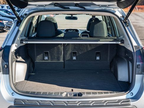 Used 2023 Subaru Forester Premium image 15