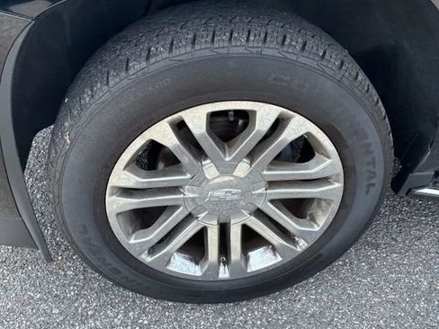 Used 2019 Cadillac Escalade ESV 4WD image 15
