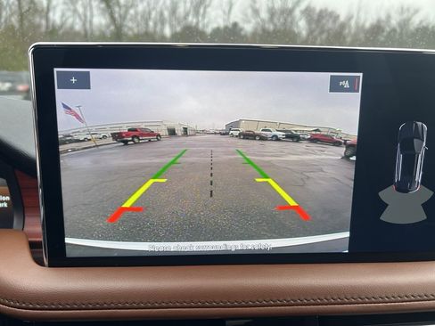 Used 2023 Lincoln Nautilus Reserve w/ Luxury Package image 17