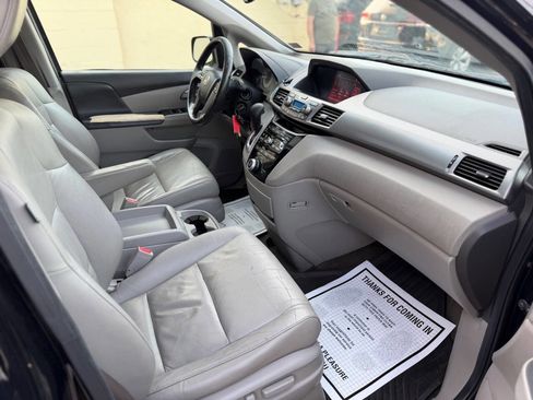 Used 2011 Honda Odyssey EX-L image 16