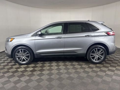 Certified 2023 Ford Edge Titanium AWD/4WD image 3