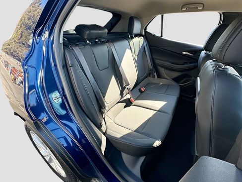 Used 2023 Buick Encore GX Preferred w/ Cold Weather Comfort Package image 25