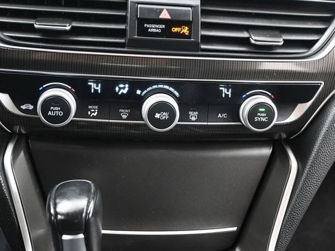 Used 2019 Honda Accord Sport image 16