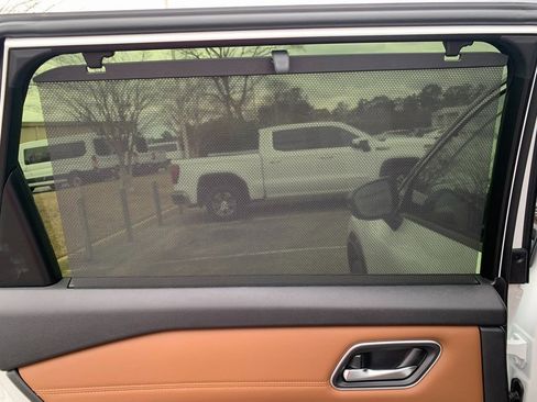 New 2026 Nissan Rogue Platinum image 19